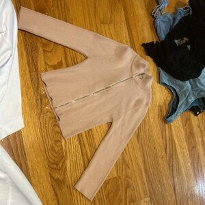 Forever 21 Xs light pink quarter zip crop top